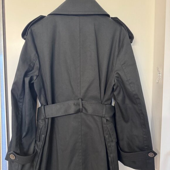 Banana Republic Water Resistant Timeless Trench - Picture 11 of 14